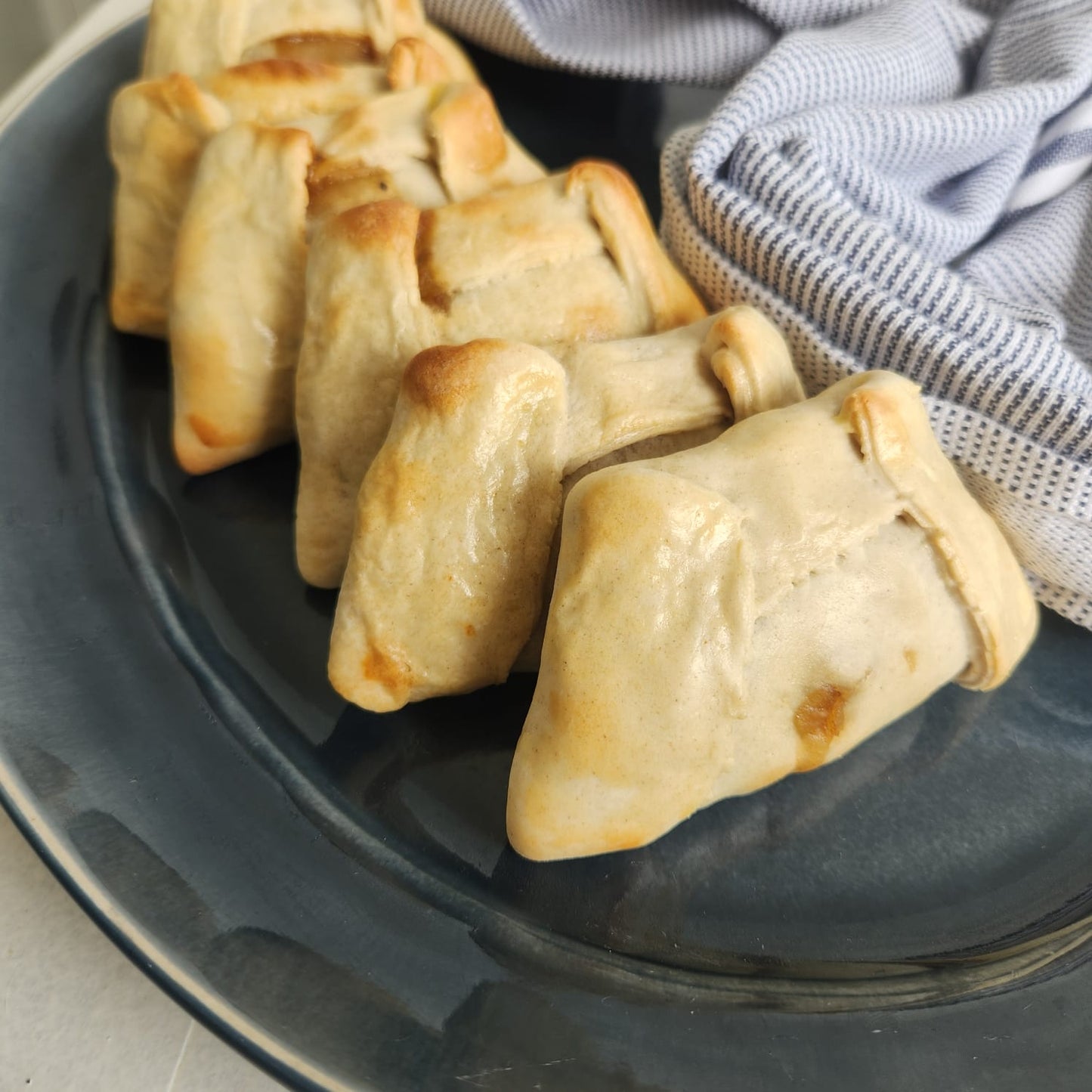 Caja 12 empanadas de pino cocktail